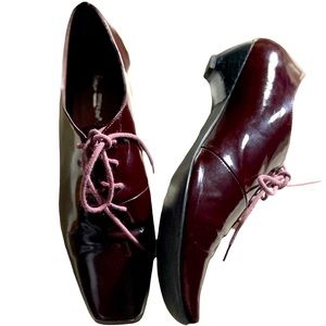 Antelope lace-up patent Oxford shoes